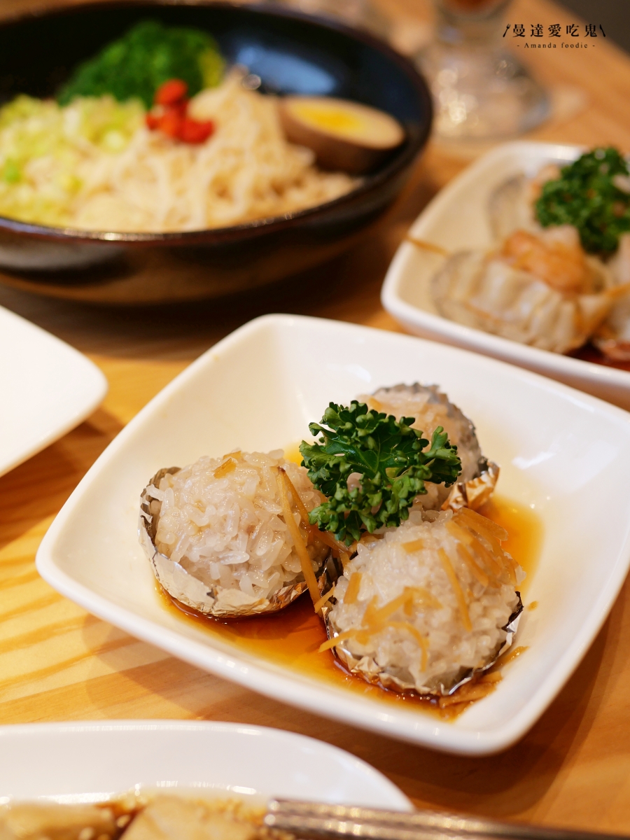 高雄鹽埕美食推薦「春水堂駁二店」進駐百年港區倉庫，珍珠奶茶創始品牌必點功夫麵、蘿蔔糕與經典茶點一次開箱！駁二美食推薦｜駁二聚餐推薦