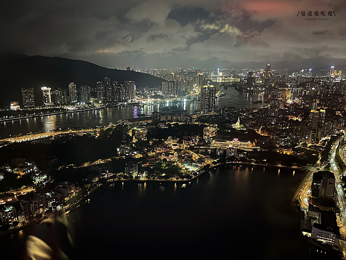 澳門必吃高空景觀餐廳！澳門塔360旋轉餐廳開箱，360度景觀自助餐、下午茶、午晚餐通通有，澳門百萬夜景一覽無遺！澳門吃到飽推薦｜澳門旅遊推薦