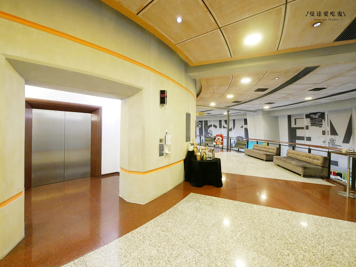 澳門必吃高空景觀餐廳！澳門塔360旋轉餐廳開箱，360度景觀自助餐、下午茶、午晚餐通通有，澳門百萬夜景一覽無遺！澳門吃到飽推薦｜澳門旅遊推薦