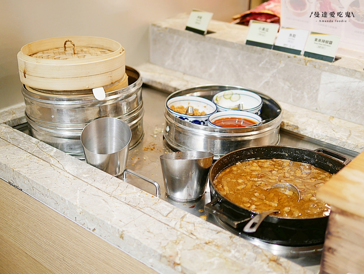 台南吃到飽推薦｜人氣台南飯店自助餐推薦「煙波大飯店台南館 食東西自助餐廳」必吃台南牛肉湯、多國料理一次滿足！台南中西區美食｜台南吃到飽推薦