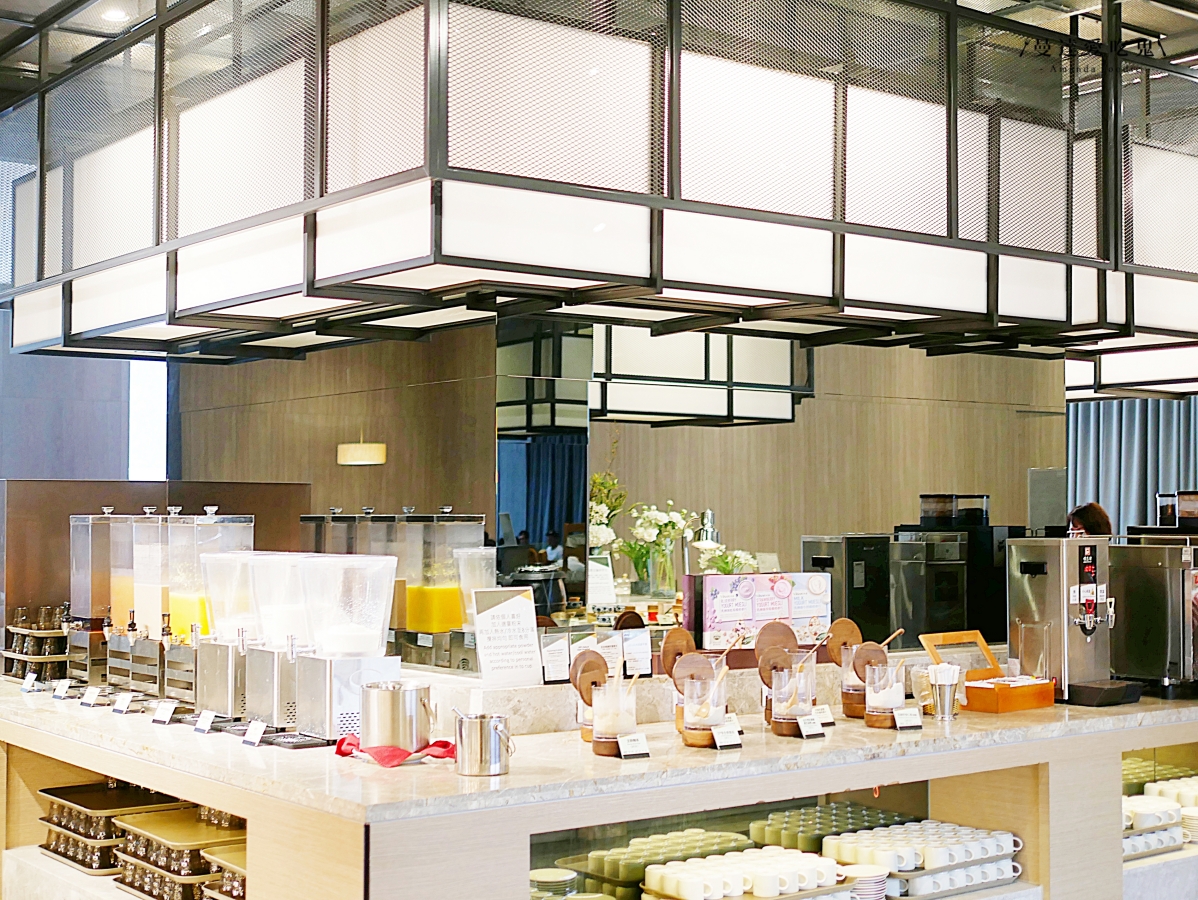 台南吃到飽推薦｜人氣台南飯店自助餐推薦「煙波大飯店台南館 食東西自助餐廳」必吃台南牛肉湯、多國料理一次滿足！台南中西區美食｜台南吃到飽推薦