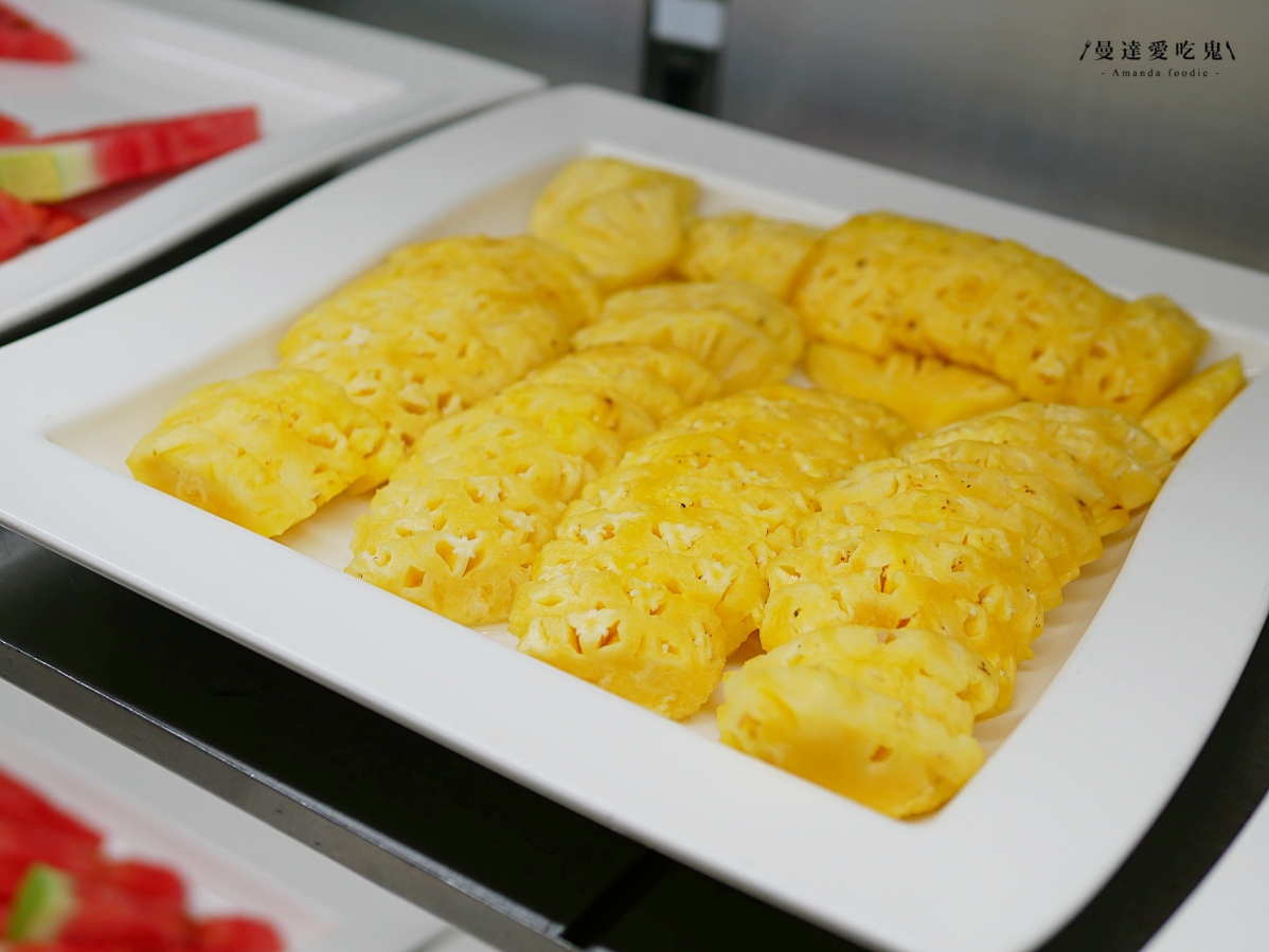 台南吃到飽推薦｜人氣台南飯店自助餐推薦「煙波大飯店台南館 食東西自助餐廳」必吃台南牛肉湯、多國料理一次滿足！台南中西區美食｜台南吃到飽推薦