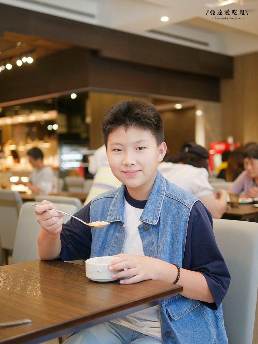 台南吃到飽推薦｜人氣台南飯店自助餐推薦「煙波大飯店台南館 食東西自助餐廳」必吃台南牛肉湯、多國料理一次滿足！台南中西區美食｜台南吃到飽推薦